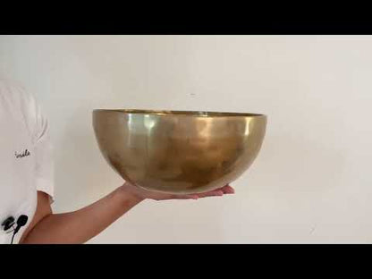 Contemporary Flow Singing Bowl - Base Note A#2 116 Hz