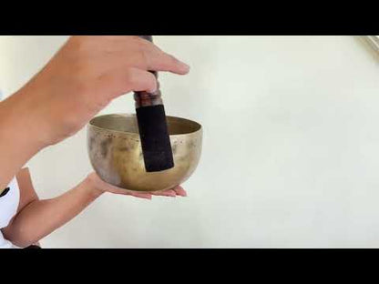 Tara Singing Bowl - Base Note F#3 (181 Hz)