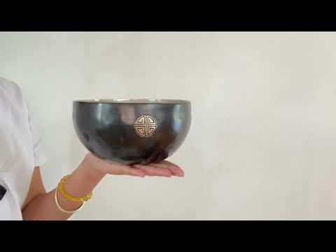 Silver Moon Singing Bowl - Base Note C#4 (273 Hz)