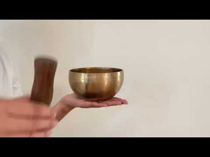 Small Contemporary Flow Singing Bowl - Base note F4 (350 Hz)