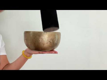 Tara Singing Bowl - Base Note F3 (177 Hz)