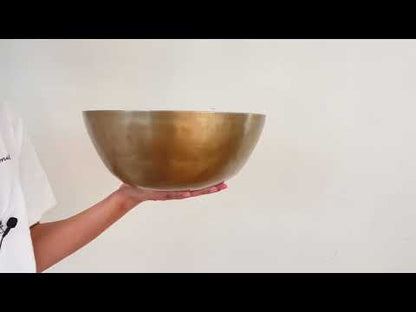 Head Therapy Bowl - E2 (83 Hz)