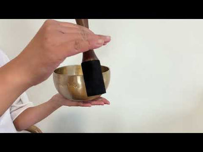 Hand Hammered Moon Singing Bowl - Base Note D4 287 Hz