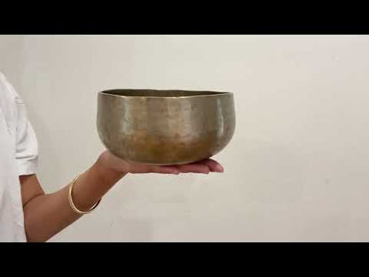 Remuna Singing Bowl - A#3 (230 Hz)