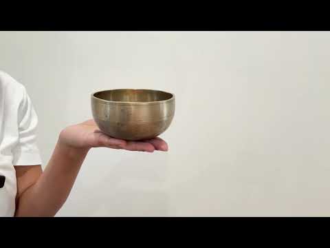Small Tara Singing Bowl - Base Note G4 (394)