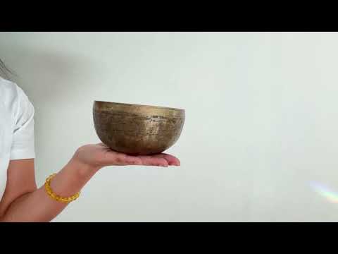 Small Tara Singing Bowl - Base Note G4 (383 Hz)