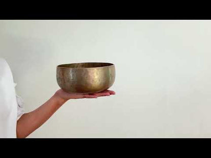 Remuna Singing Bowl - A3 (215 Hz)