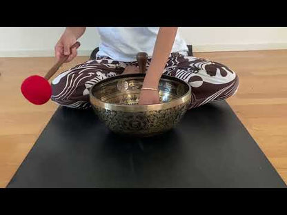 Yantra Singing Bowl (G2 98 Hz)