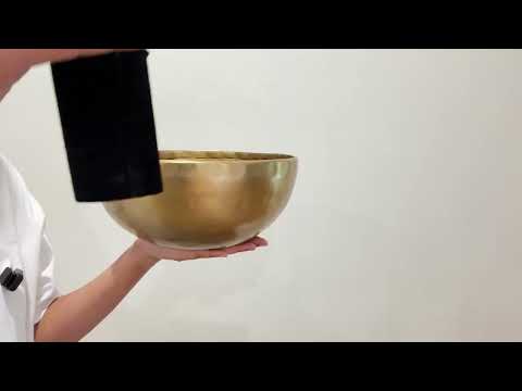 Hand Hammered Singing Bowl - Base Note C3 133 Hz