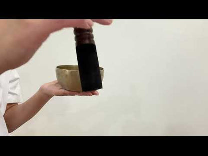 Small Tara Singing Bowl - Base Note E4 (332)