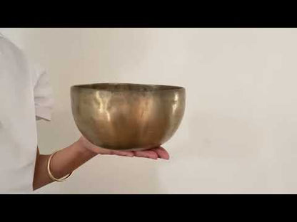 Tara Singing Bowl - Base Note G3 (191 Hz)