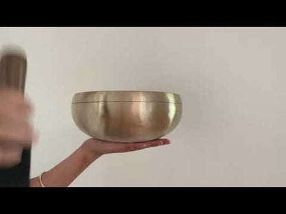 21.5 cms Easy Play Singing Bowl – D3 147 Hz