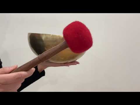 Hand Hammered Singing Bowl - Base Note B2 120Hz