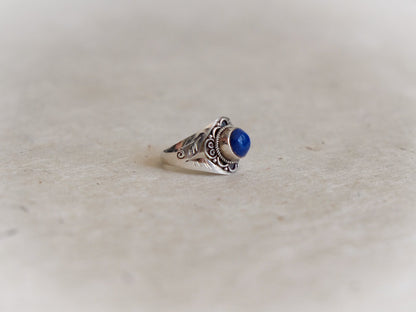 Lapis lazuli and 925 silver ring