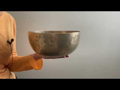 Medium Serenity Tibetan Singing Bowl - F 89 Hz