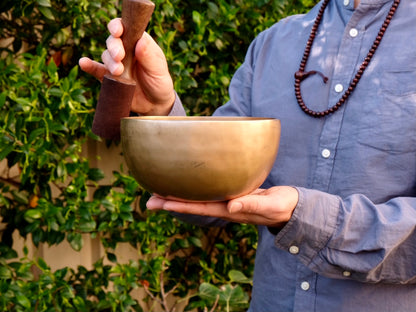 Contemporary Flow Singing Bowl - Base Note G (201 Hz)