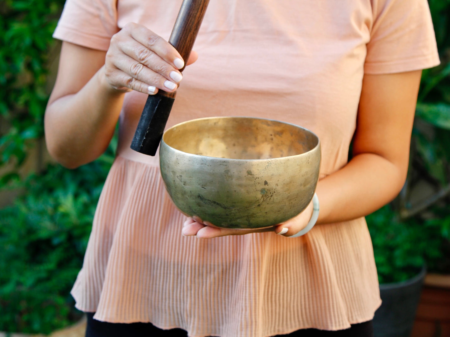 Old 'Tara' Singing Bowl - Base Note G (197 Hz)