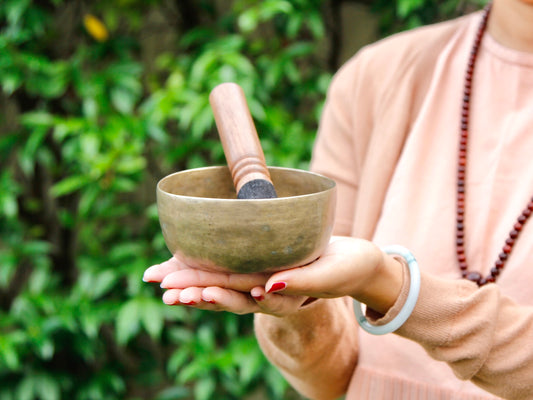 Small Old 'Tara' Singing Bowl - Base Note D#4 (316 Hz)