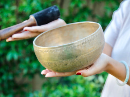 Old 'Tara' Singing Bowl - Base Note A3 (215 Hz)