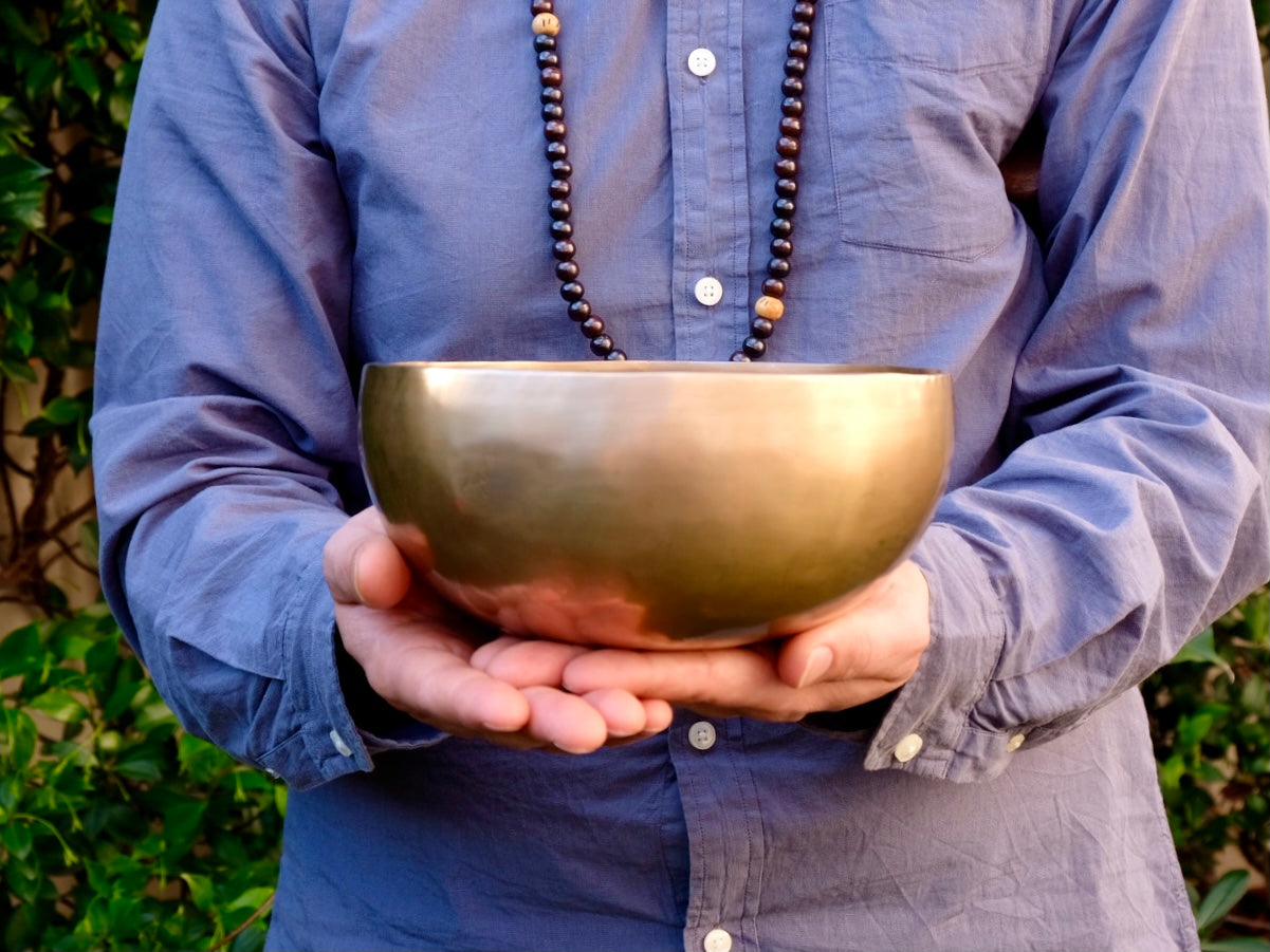 Contemporary Flow Singing Bowl - Base Note G (191 Hz)