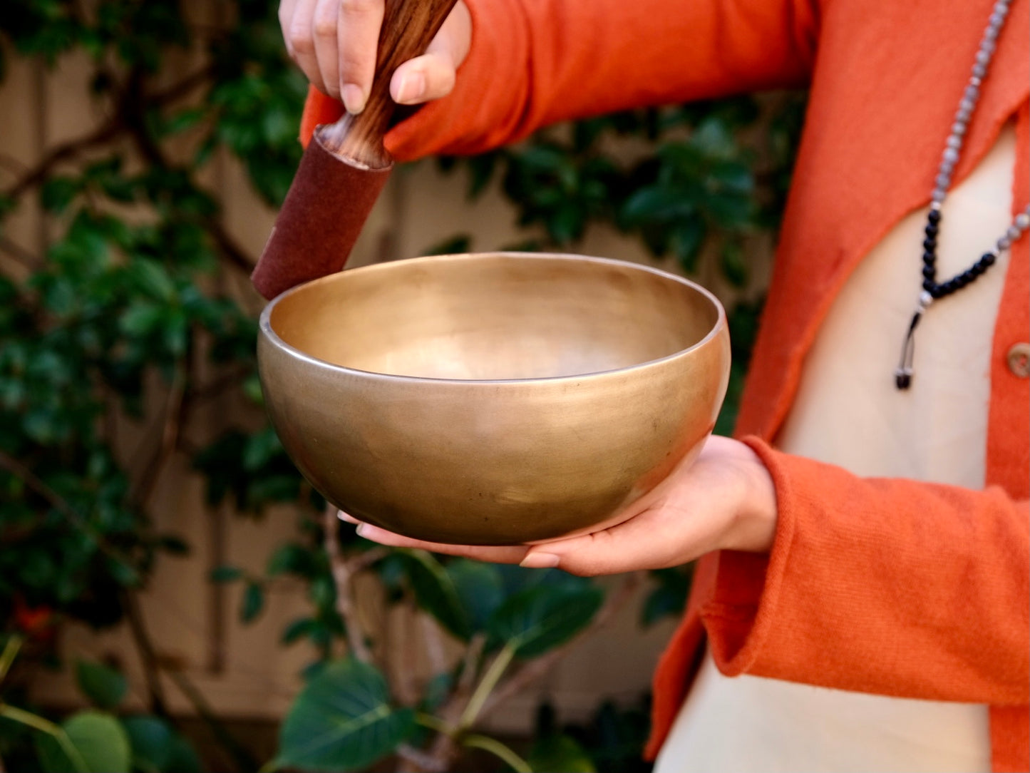 Contemporary Flow Singing Bowl - Base Note G# 213 Hz