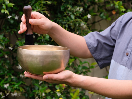 Contemporary Matte Finish Bowl - Base note A 221 Hz