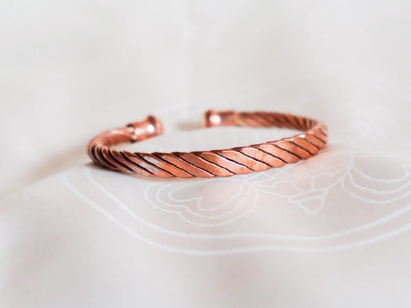 Copper bracelet top with small ovals