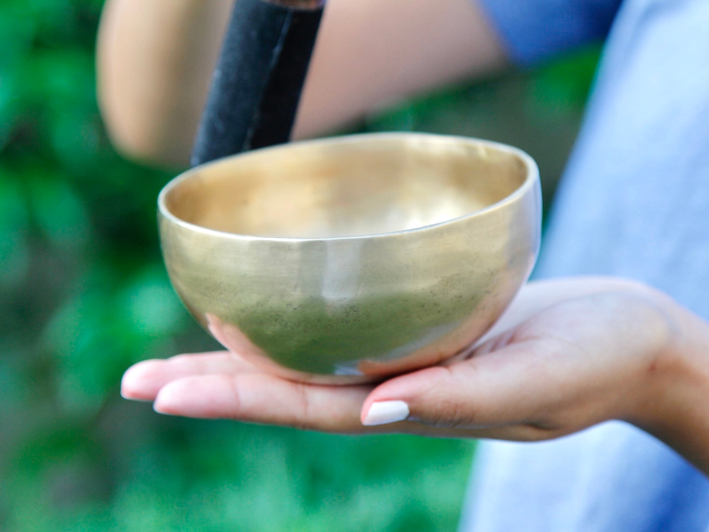 Small Contemporary Flow Singing Bowl - Base note C5 535 Hz