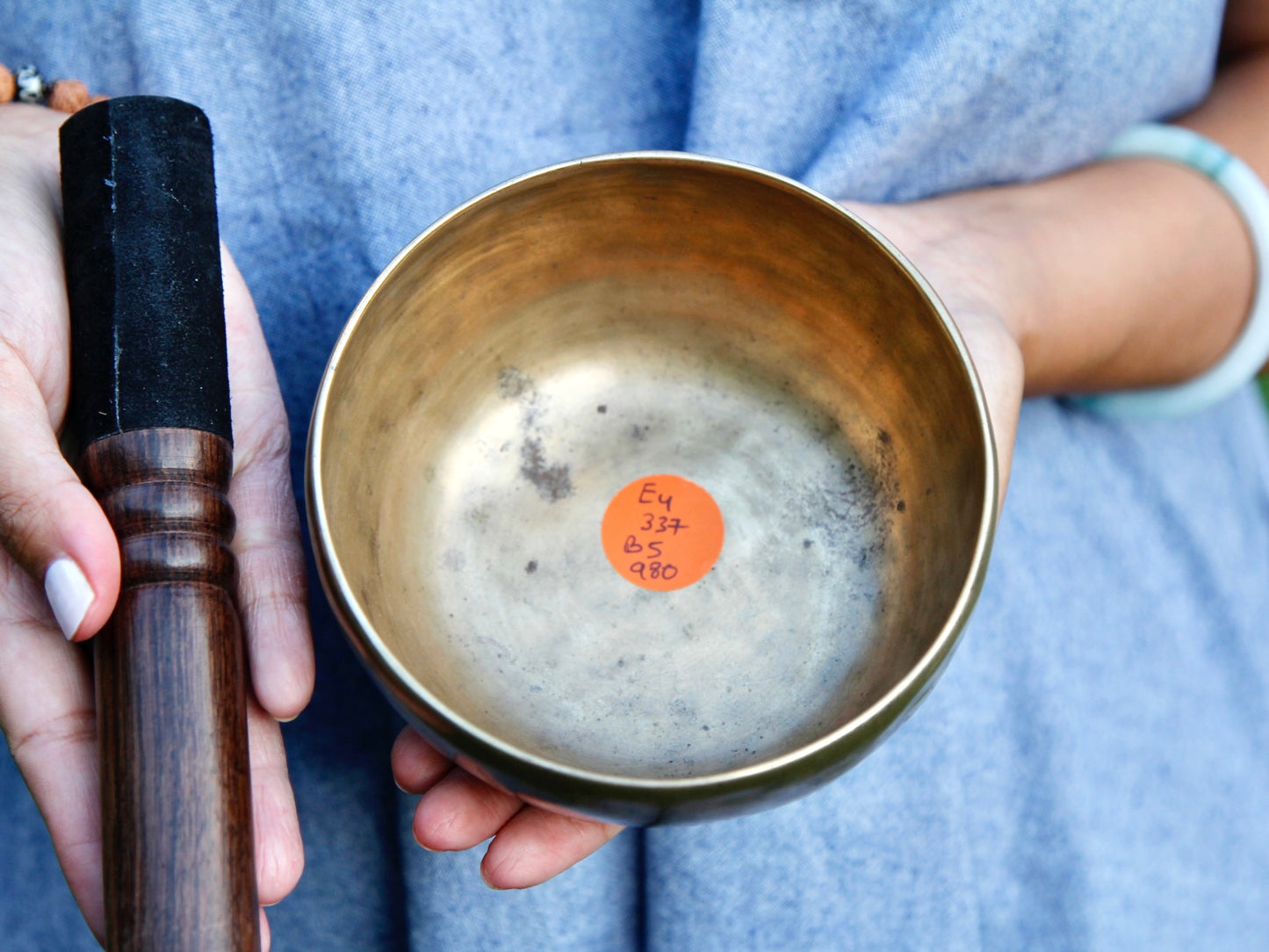 Small Old 'Tara' Singing Bowl - Base Note E4 (337 Hz)