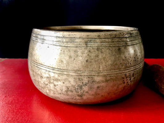 Collector’s High Tone Mani Bowl