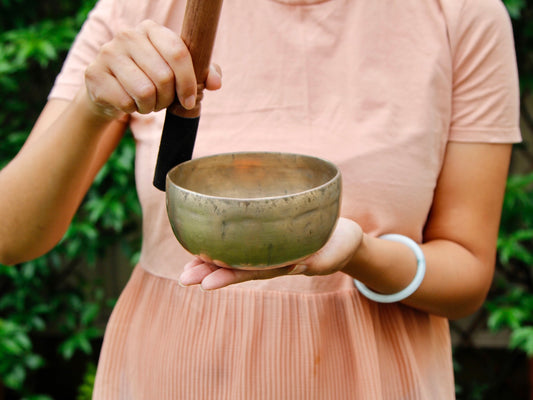 Small Old 'Tara' Singing Bowl - Base Note F#4 (366 Hz)