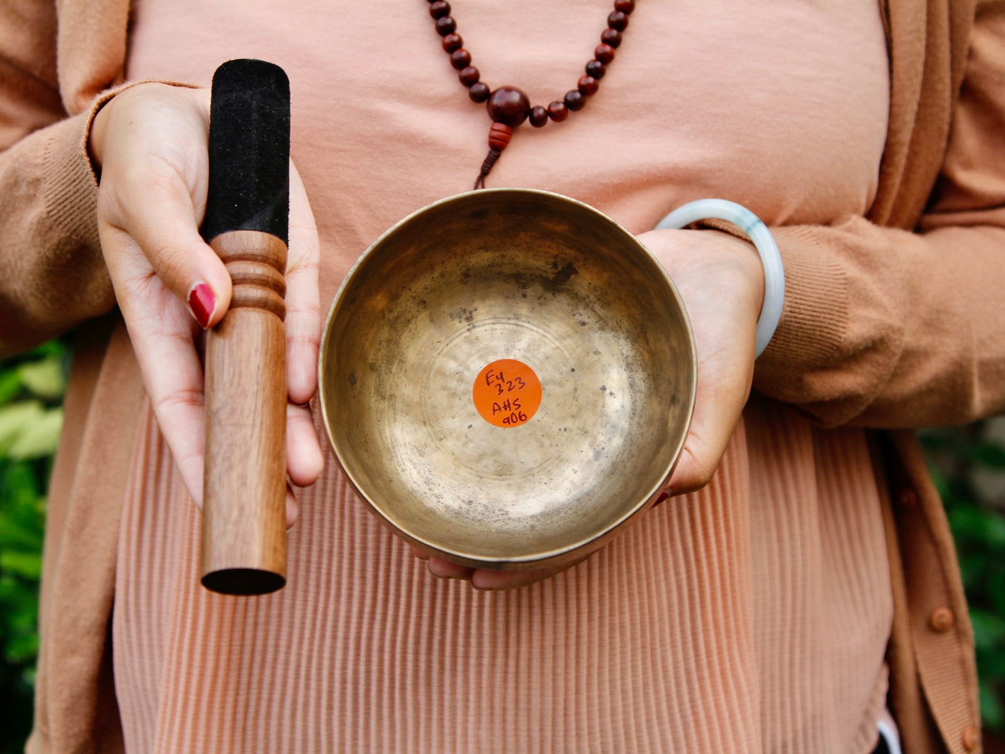 Small Old 'Tara' Singing Bowl - Base Note E4 (323 Hz)