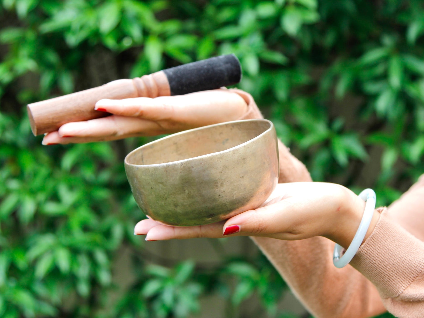 Small Old 'Tara' Singing Bowl - Base Note D#4 (302 Hz)